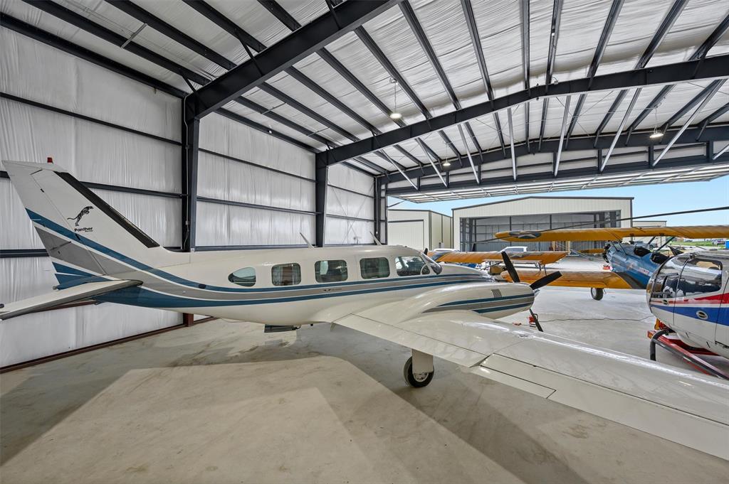 Aero Country East Add - Commercial Sale