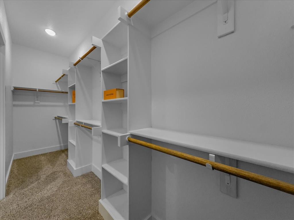 Dalworth Park - Residential