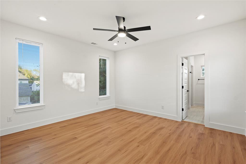 Lincoln Manor - Residential