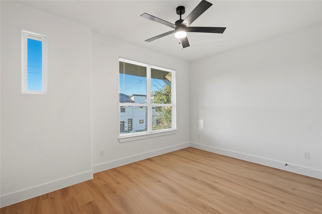 Lincoln Manor - Residential