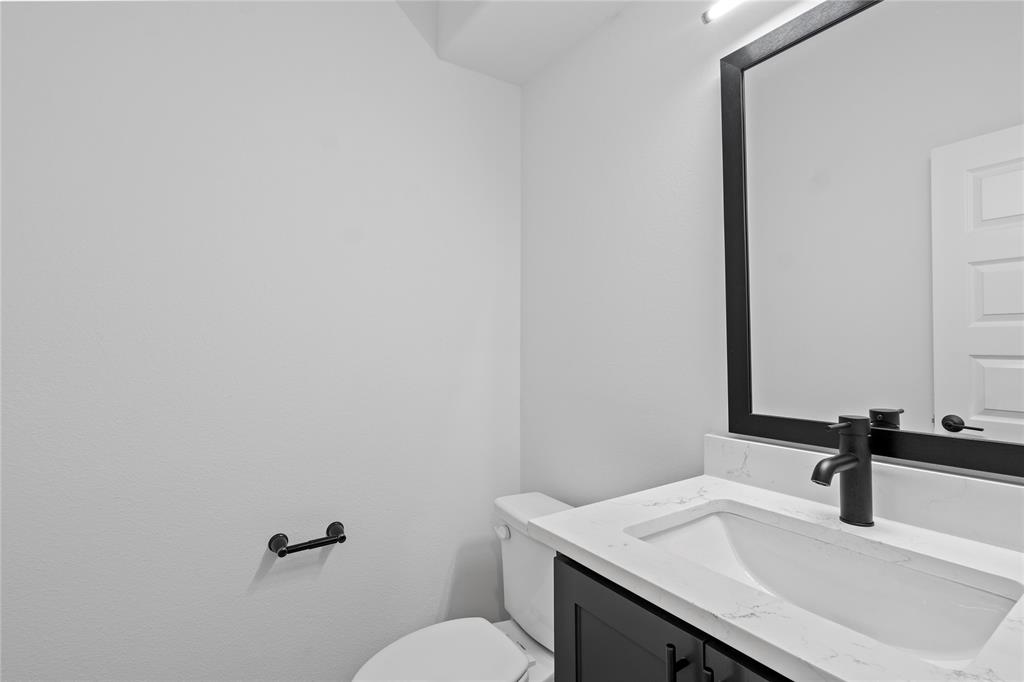 Lincoln Manor - Residential