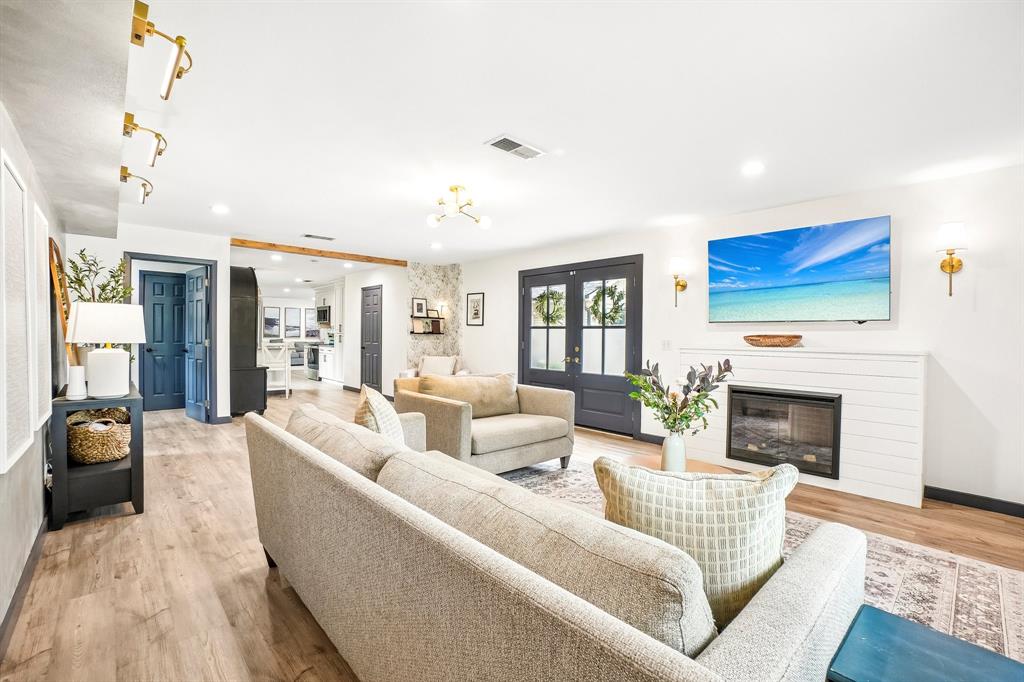 Timberknoll Estates - Residential