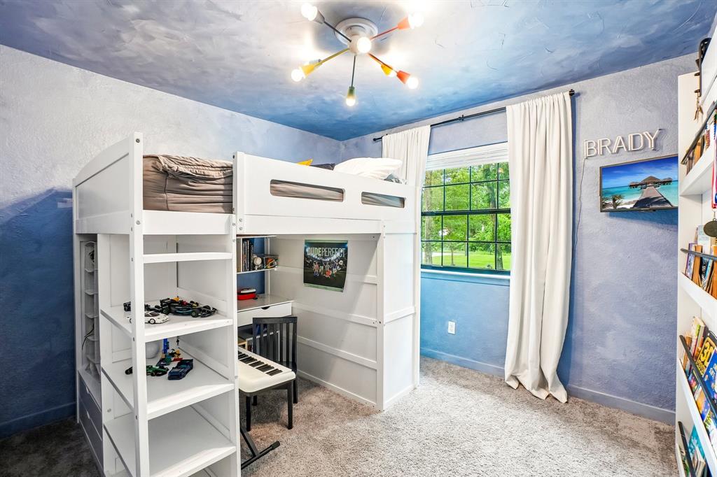 Timberknoll Estates - Residential