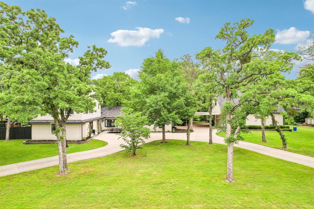 Timberknoll Estates - Residential