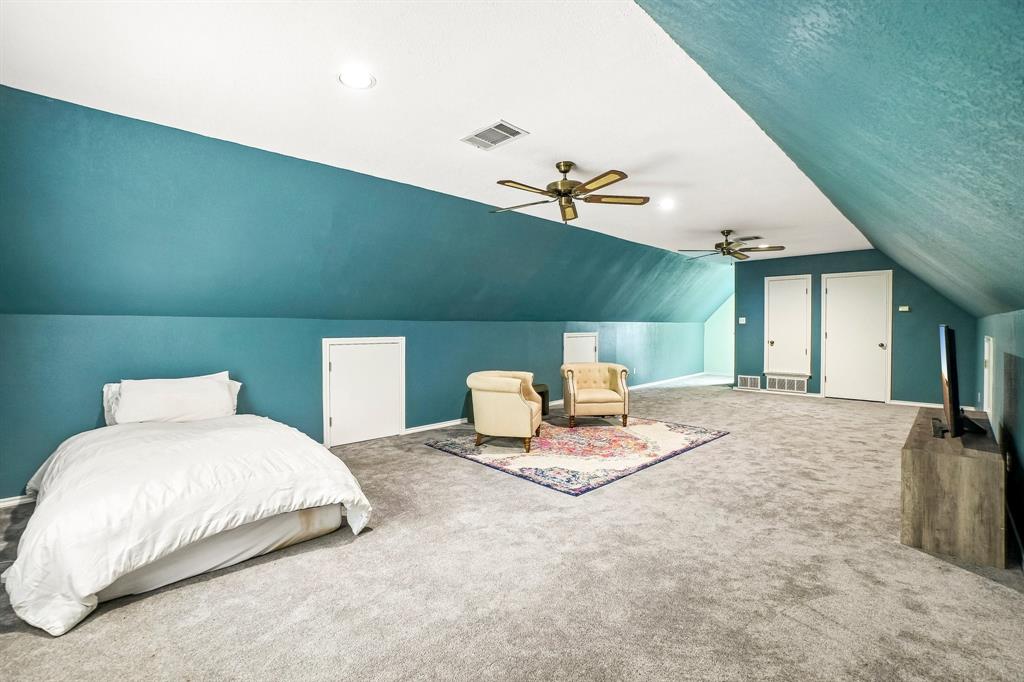Timberknoll Estates - Residential