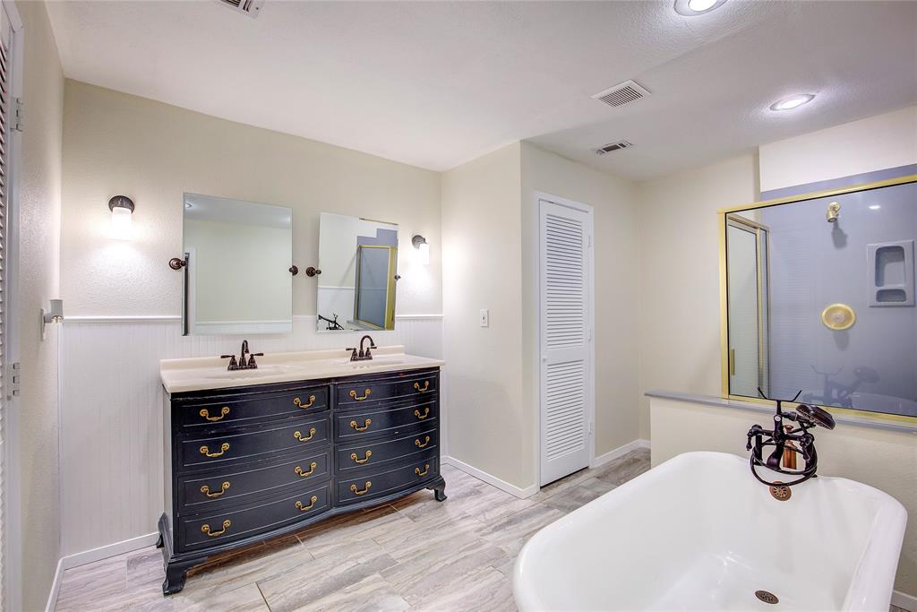 Shorewood Hills Add - Residential Lease