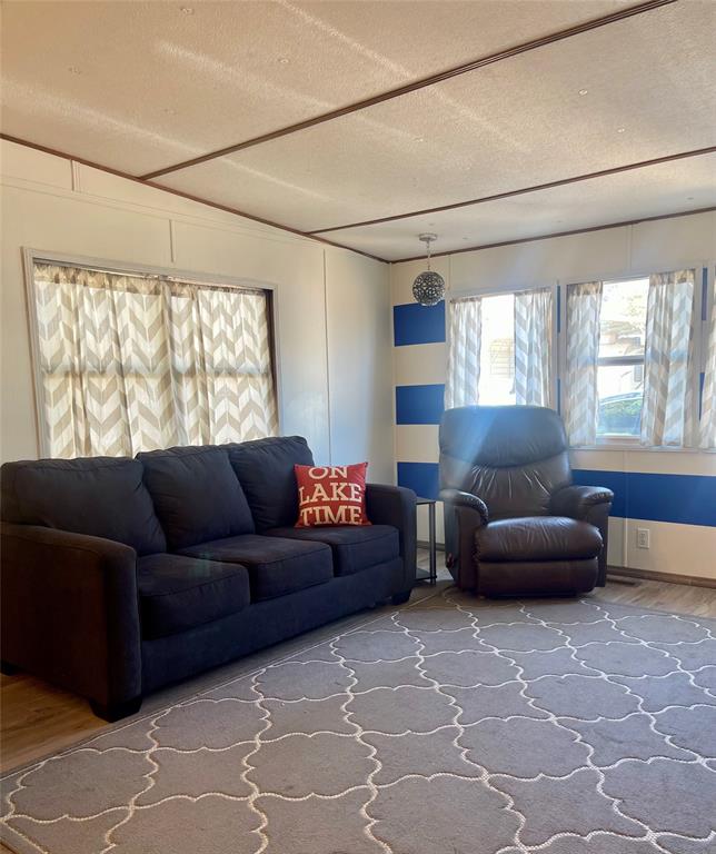 Pk Lake - Residential