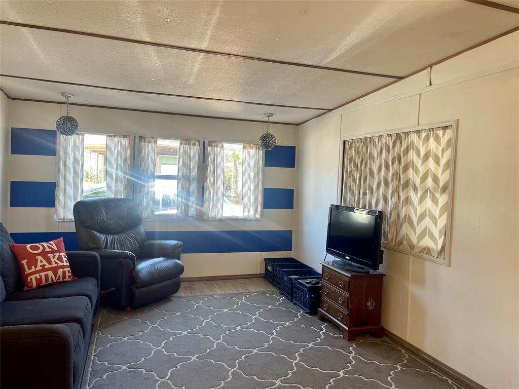 Pk Lake - Residential