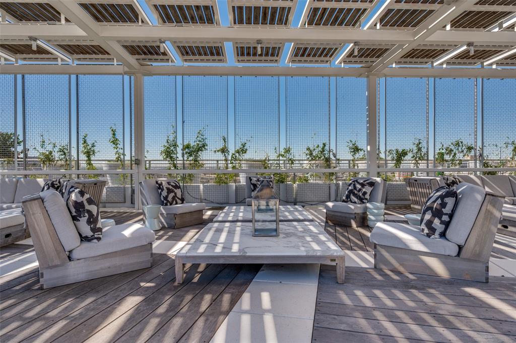 The House Condos - Residential