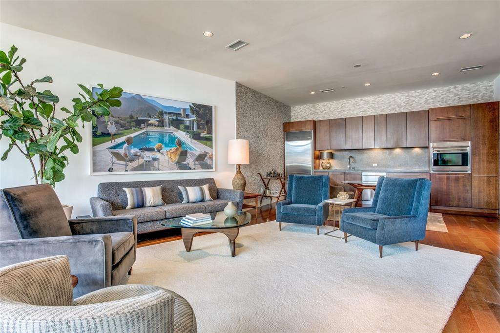 The House Condos - Residential