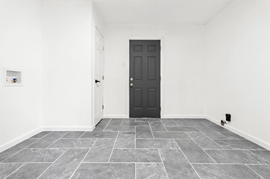 R P Lowe - Residential