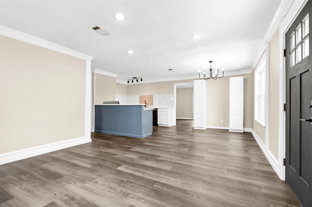 R P Lowe - Residential