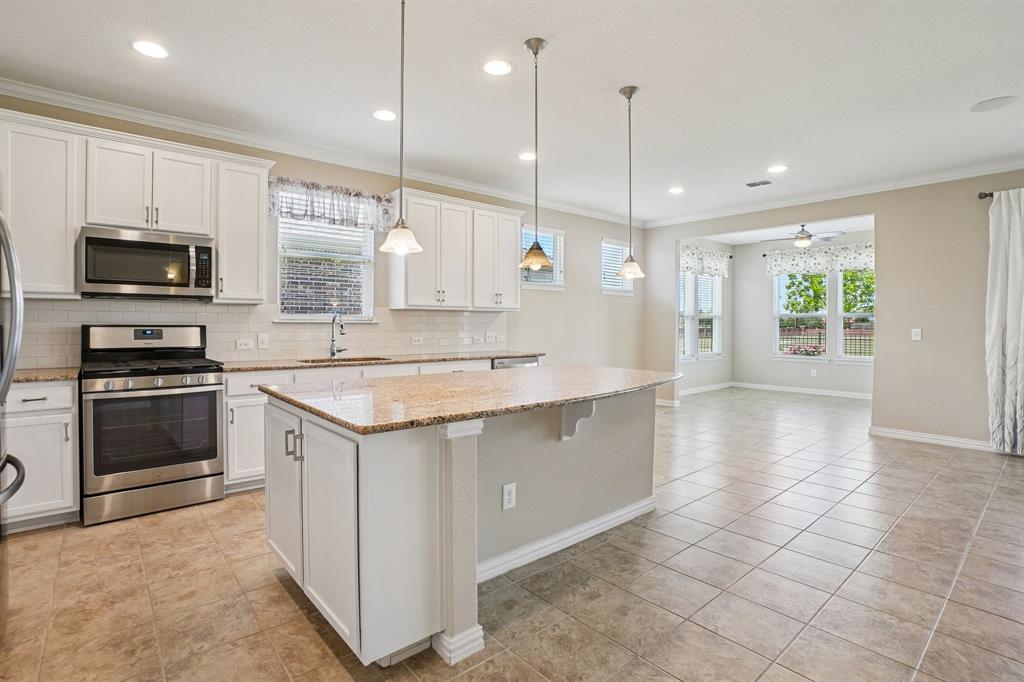 Frisco Lakes By Del Webb Villa - Residential