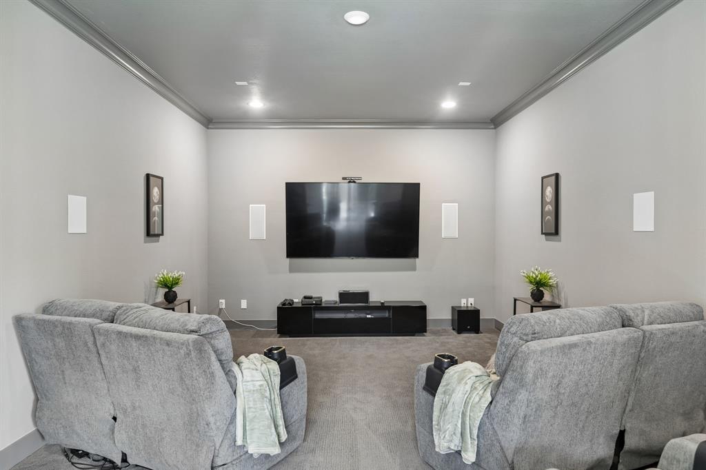 FORESTCREST ESTS - Residential