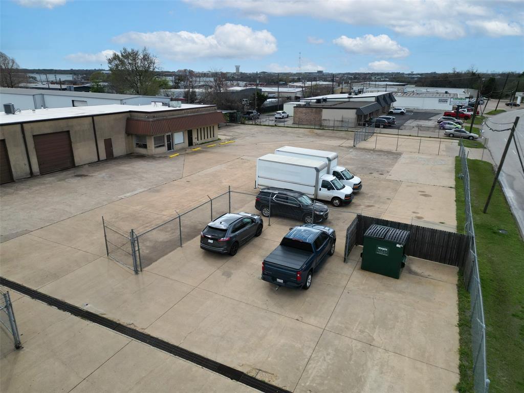 Dalworth Indust District - Commercial Sale