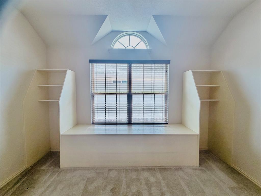 PRESIDIO WEST - Residential