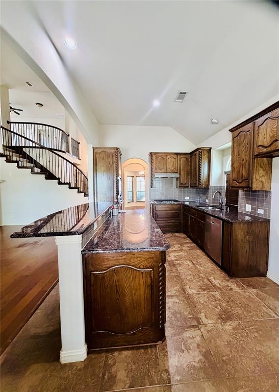 PRESIDIO WEST - Residential