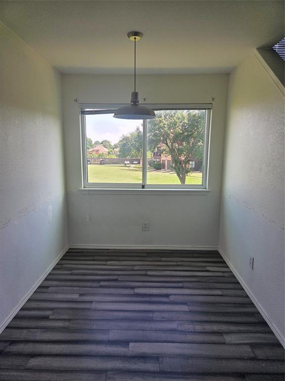 Oak Creek Condo - Residential