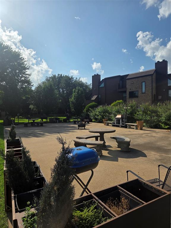 Oak Creek Condo - Residential