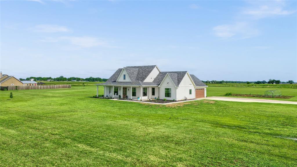 SUNRISE ACRES - Residential
