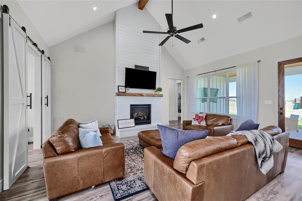 SUNRISE ACRES - Residential