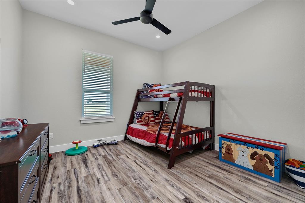 SUNRISE ACRES - Residential