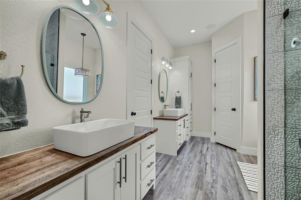 SUNRISE ACRES - Residential
