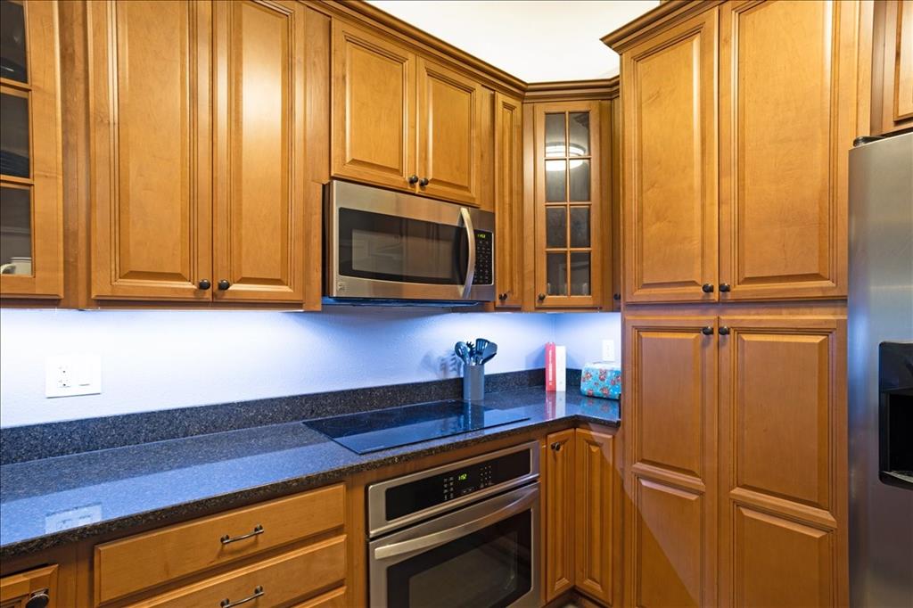 Tanglewood I Condo Bldg D - Residential