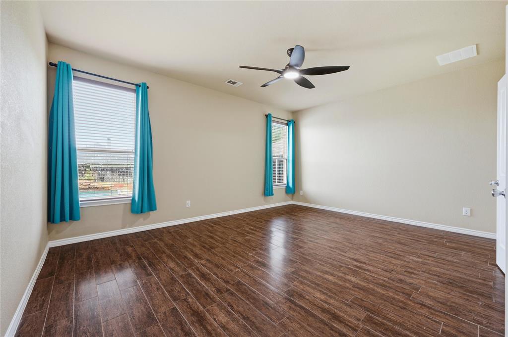 Lee Rays Place - Residential