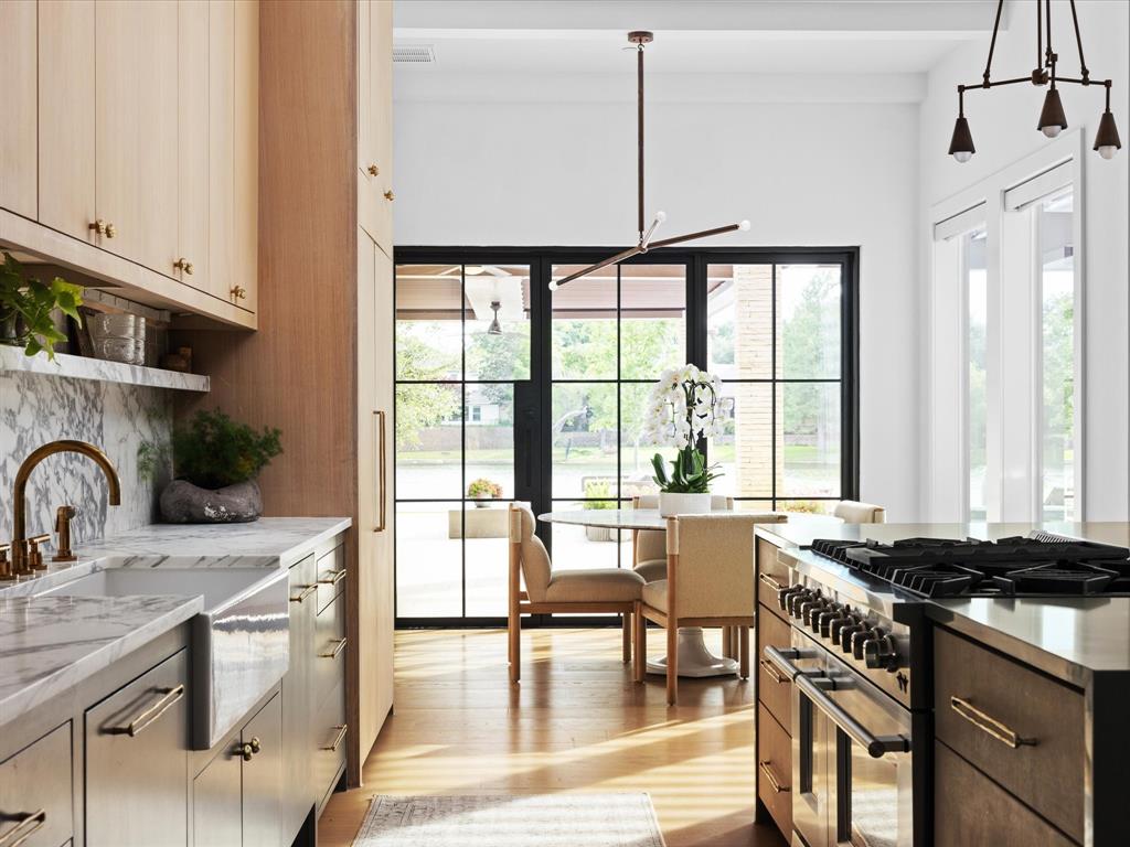 Willow Bend Lakes Ph Four - Residential