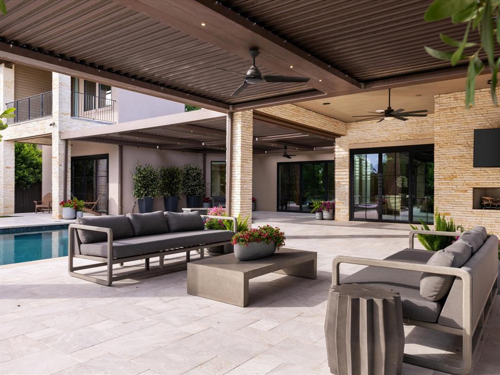 Willow Bend Lakes Ph Four - Residential