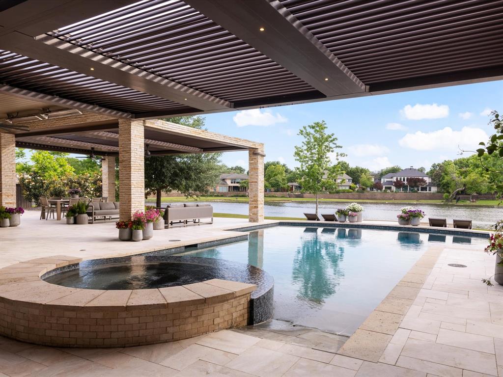 Willow Bend Lakes Ph Four - Residential