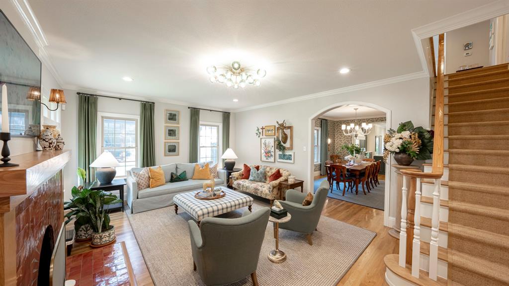 Country Club Estates - Residential