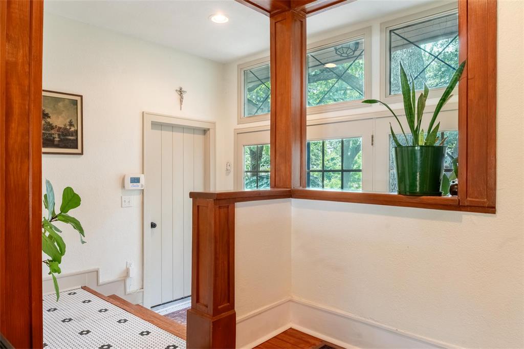 Lewis T E Place Add - Residential