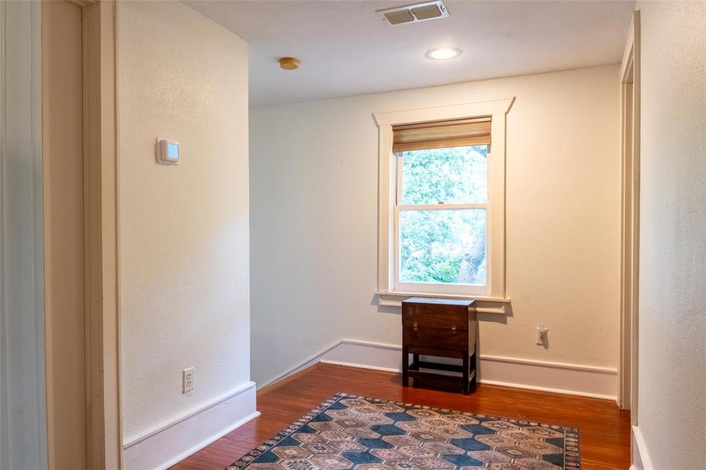 Lewis T E Place Add - Residential