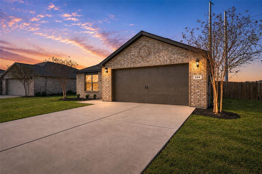 Chisholm Spgs Ph2 - Residential