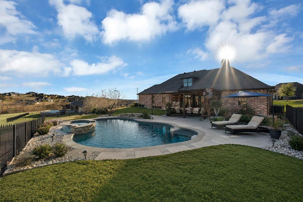 Bella Flora - Residential