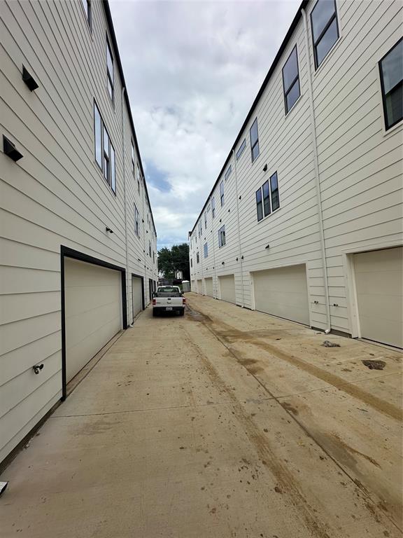 MAPLEWOOD NO 1 - Residential Income