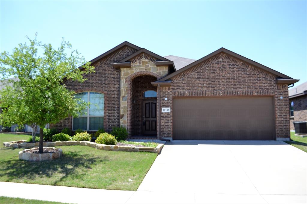 Immaculate Single Story 3 Bedroom, 2 Bath plus Study in the Keller ISD! LAWN MAINTENANCE INCLUDED! Spacious Kitchen is light and bright featuring a skylight, tons of furniture style cabinets, Stainless steel appliances, granite counters, island and breakfast bar. Luxurious Master Suite has dual sinks, separate shower and garden tub. Beautifully flowing open floor plan. Enjoy morning coffee and back yard BBQs on the covered patio! No animals please.