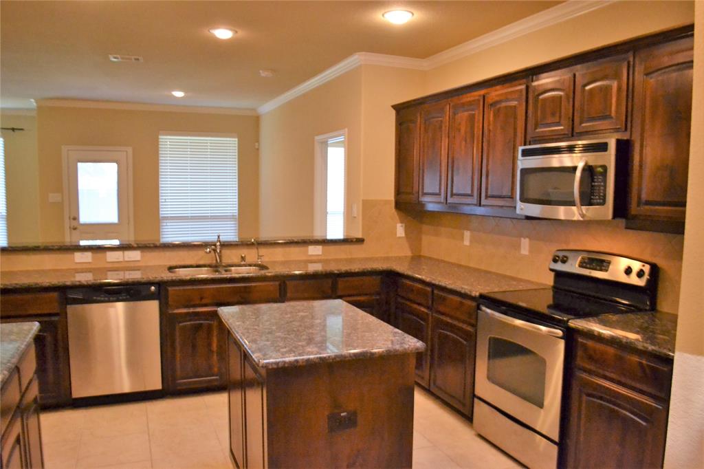 Rolling Meadows Fort Worth - Residential Lease