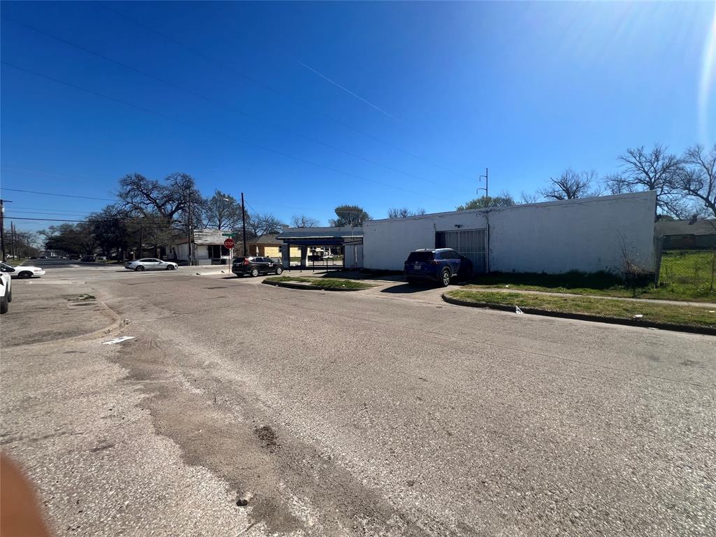 South Side - Commercial Sale