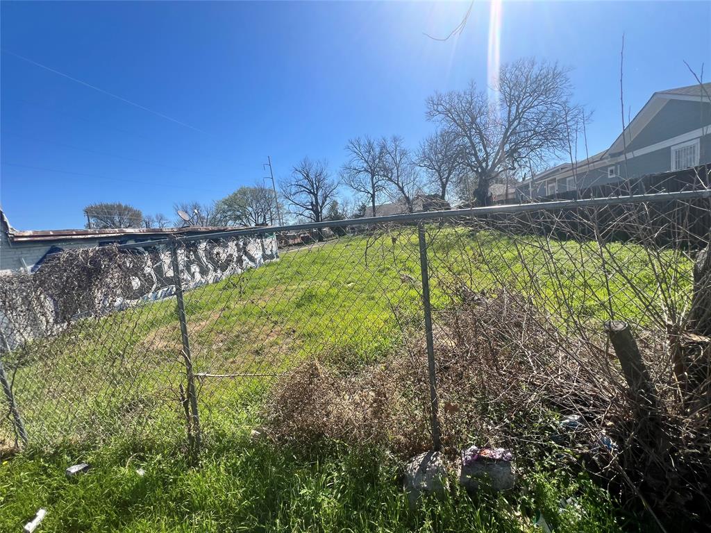 South Side - Commercial Sale