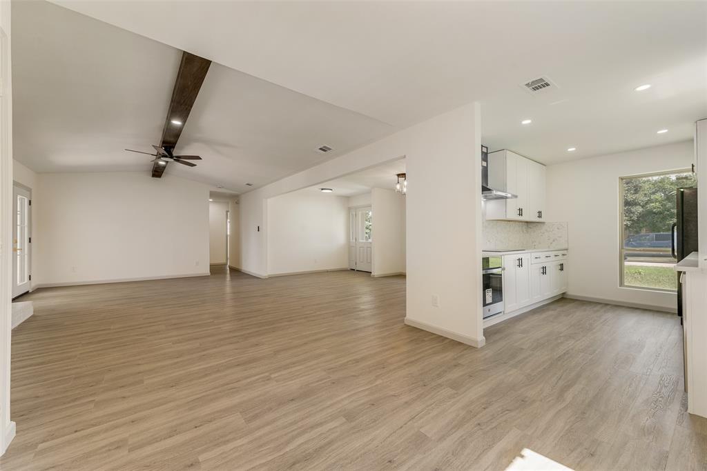 SPRING RIDGE 4 - Residential