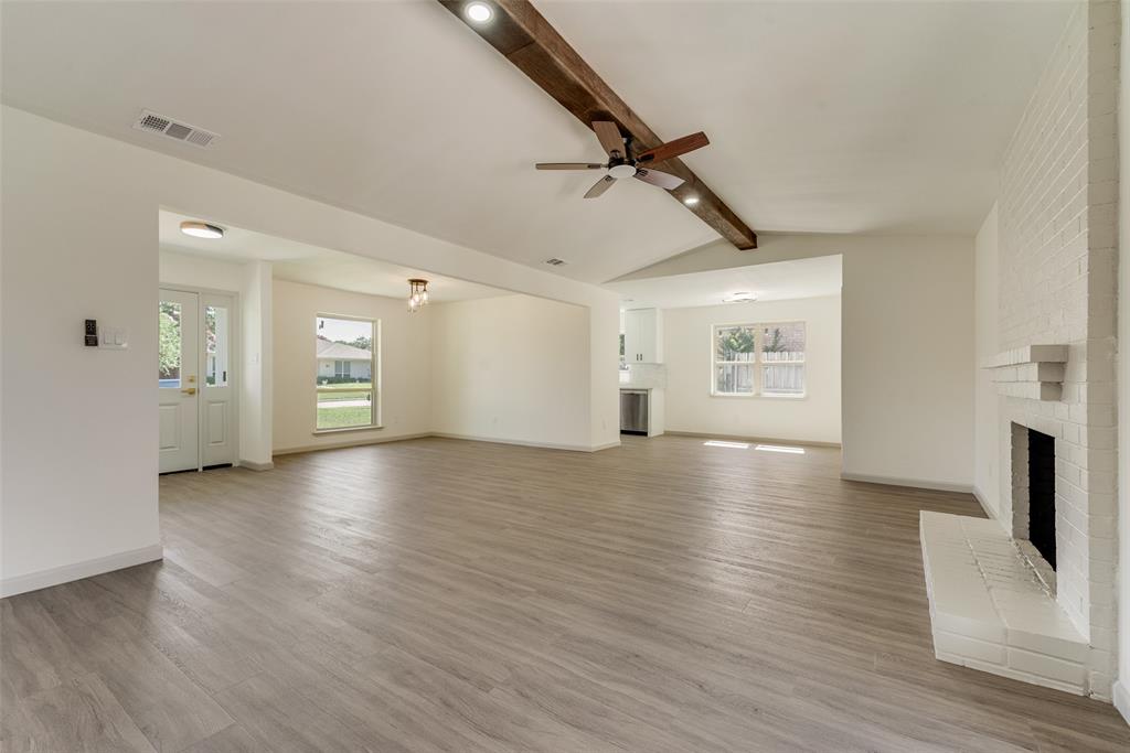 SPRING RIDGE 4 - Residential