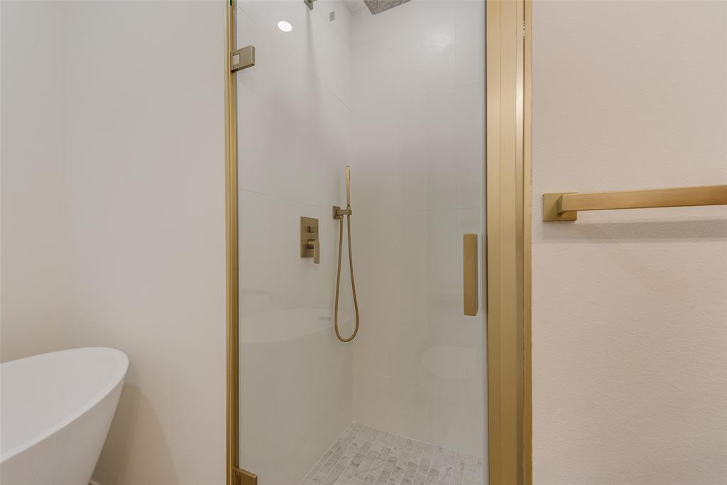 SPRING RIDGE 4 - Residential