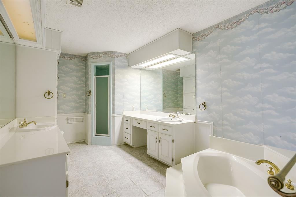 W WEATHERHEAD - Residential