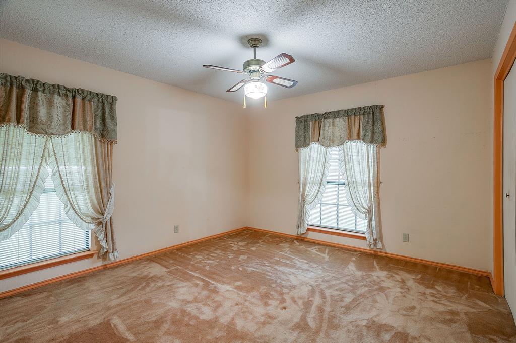 W WEATHERHEAD - Residential
