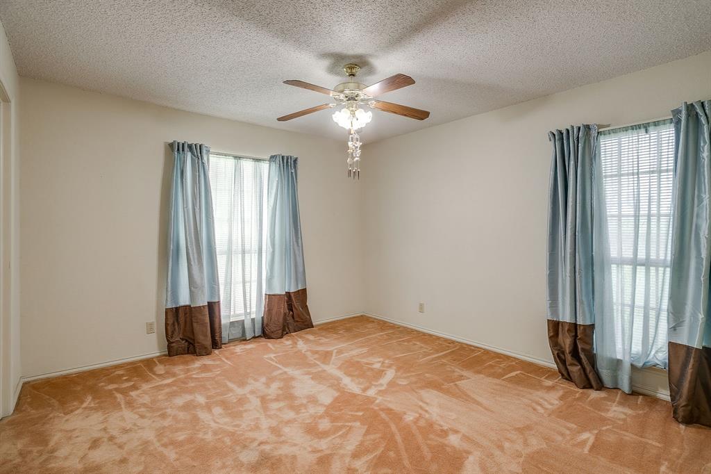 W WEATHERHEAD - Residential