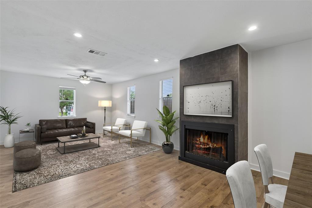 Cloverdale 02 - Residential