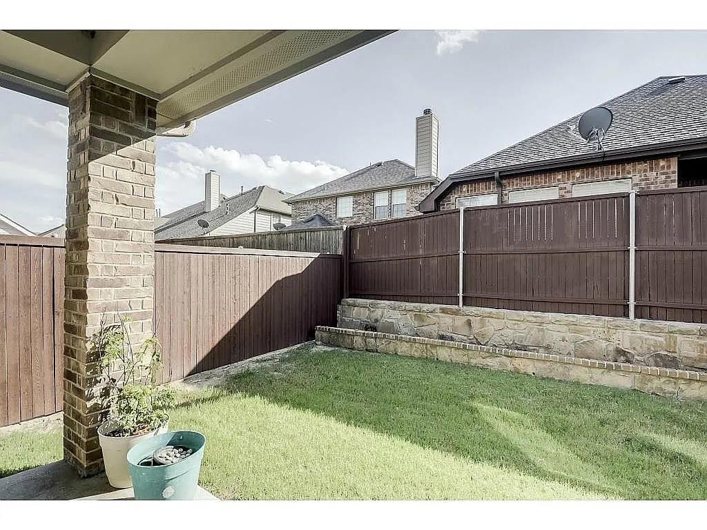 Castle Hills - Residential Lease